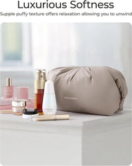 BAGSMART Makeup Bag Travel Makeup Bag, Cute Make Up Bag, Large Capacity Cosmetic Bags for Women, Wide-open Makeup Pouch Travel Essentials Toiletries Accessories Brushes (Camel)