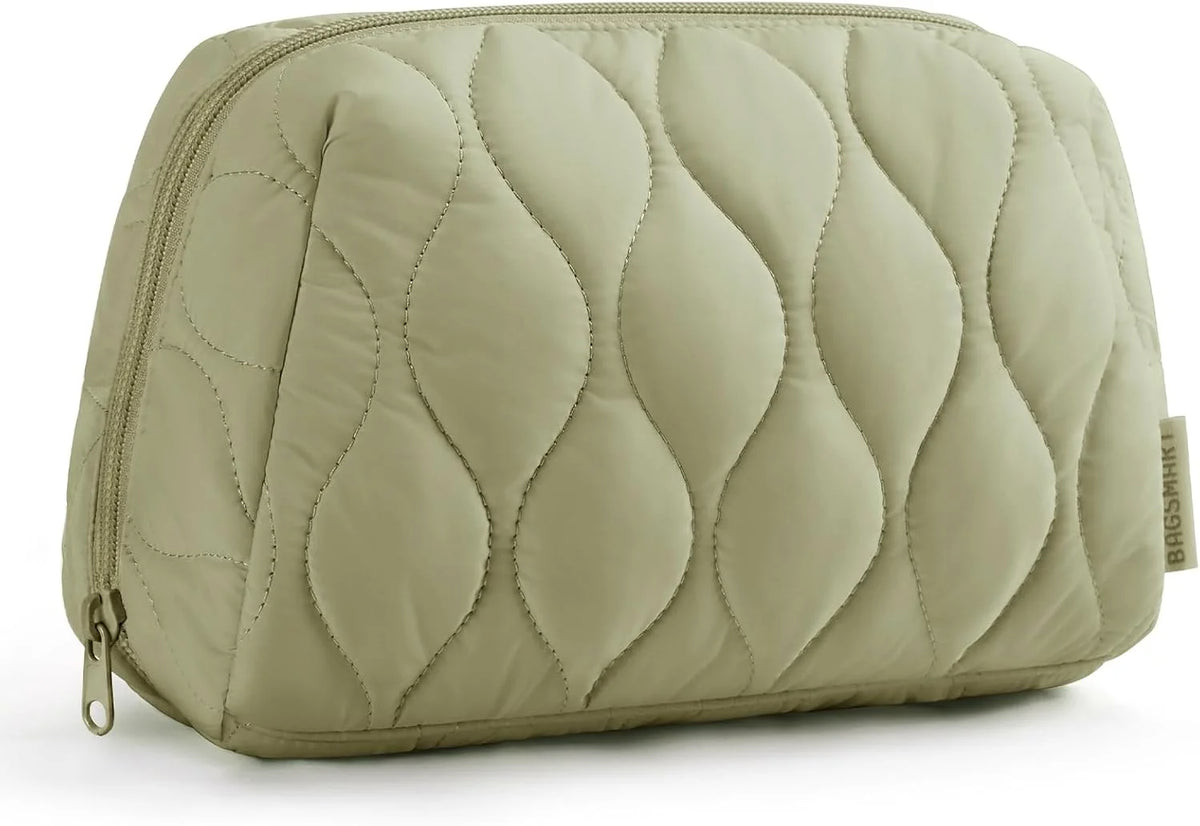 BAGSMART Makeup Bag, Travel Cosmetic Bag, Puffy Padded Make Up Bag for Women, Makeup Organizer Case, Wide-open Pouch Purse, Travel Essentials, Toiletries Accessories Brushes (Forest Green)